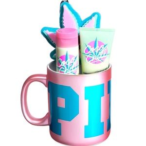 VS PINK Coco Chill Mug Gift Set